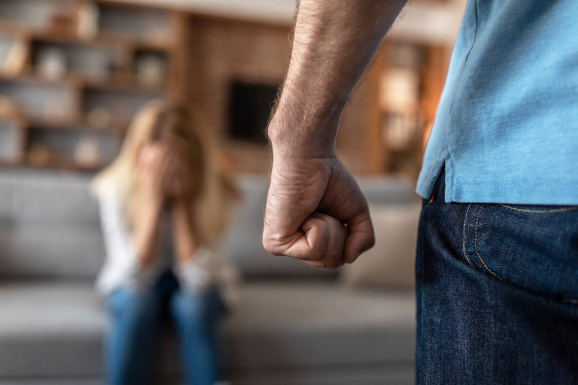 A woman suffers from abuse, which is grounds for divorce.
